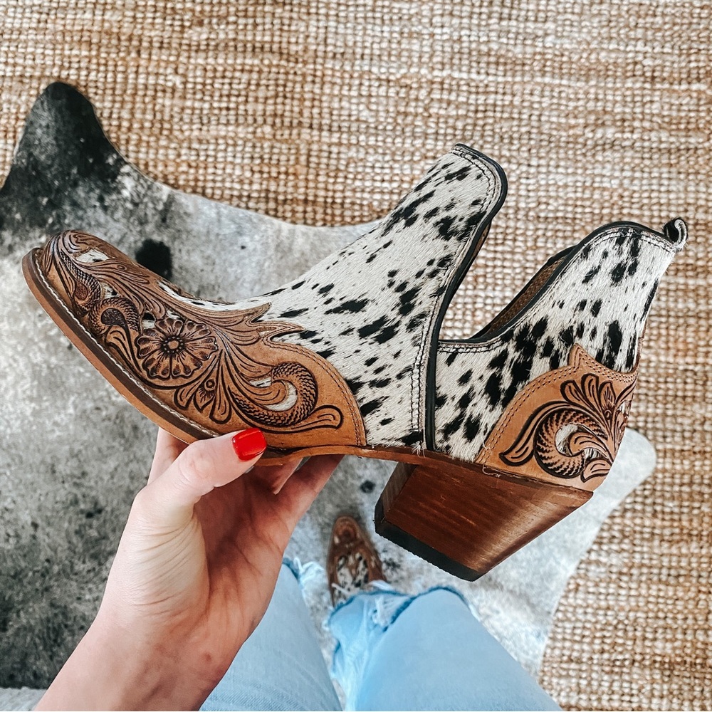 NWT Myra Genuine Leather Hair On Hide Tooled Cow Print Cowgirl Booties Boots